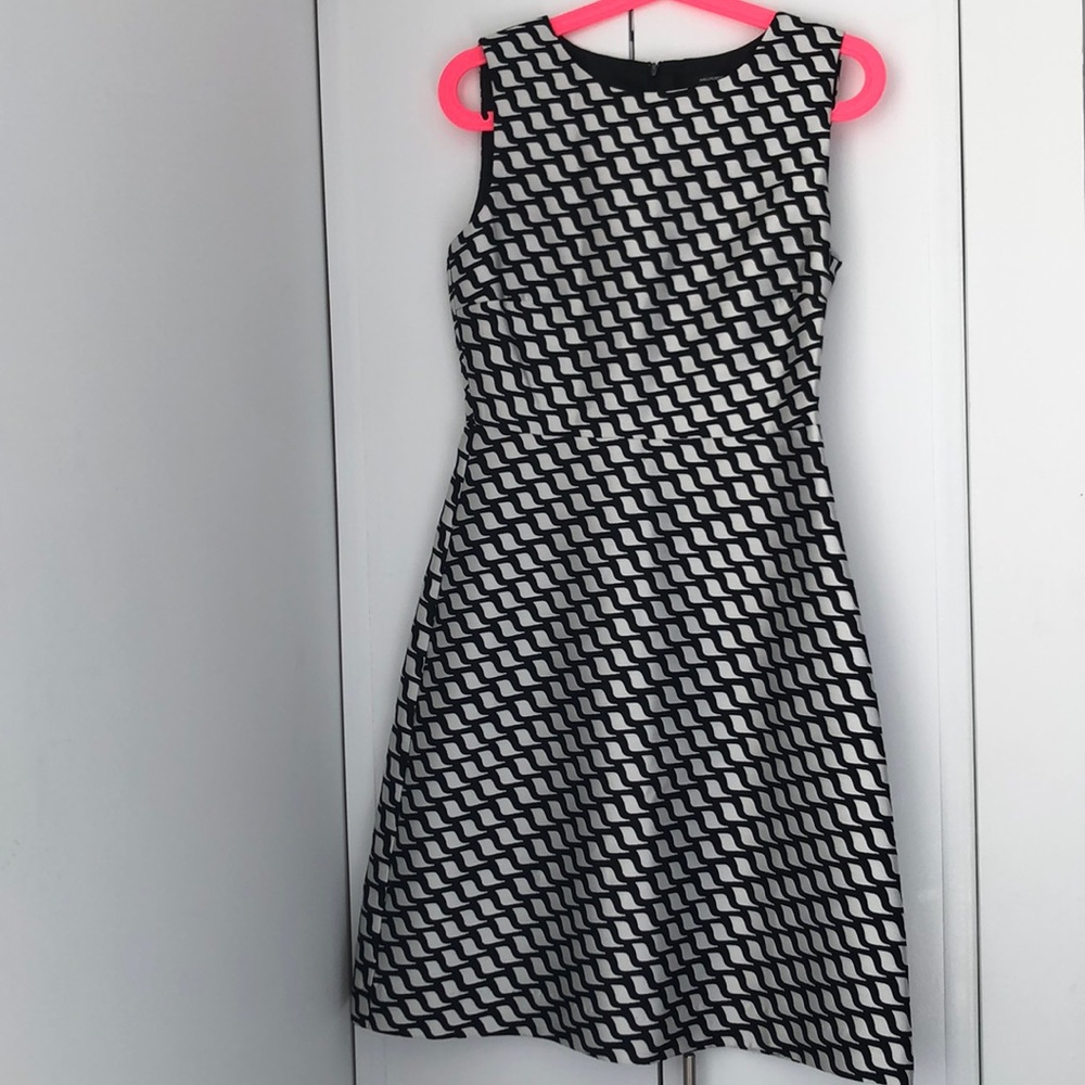 New dress from European brand Hallhuber